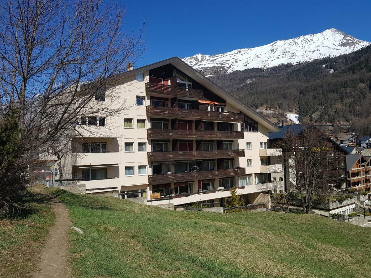 Ferienwohnung Zayetta Ice Cube Nr. 11 Zermatt Exterior photo