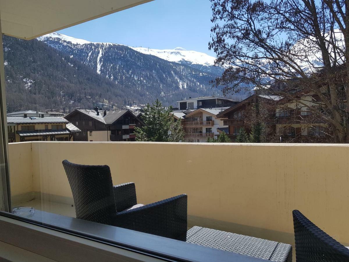 Ferienwohnung Zayetta Ice Cube Nr. 11 Zermatt Exterior photo